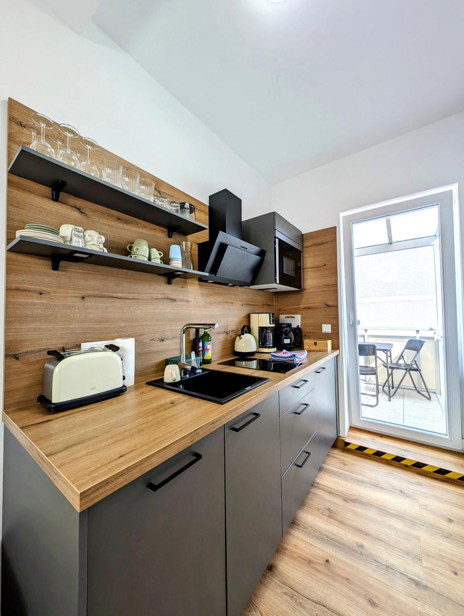 Bohnapartments - Design Suiten Am Markt - Vollausstattung - Wlan - Zentrum Ilmenau Eksteriør bilde